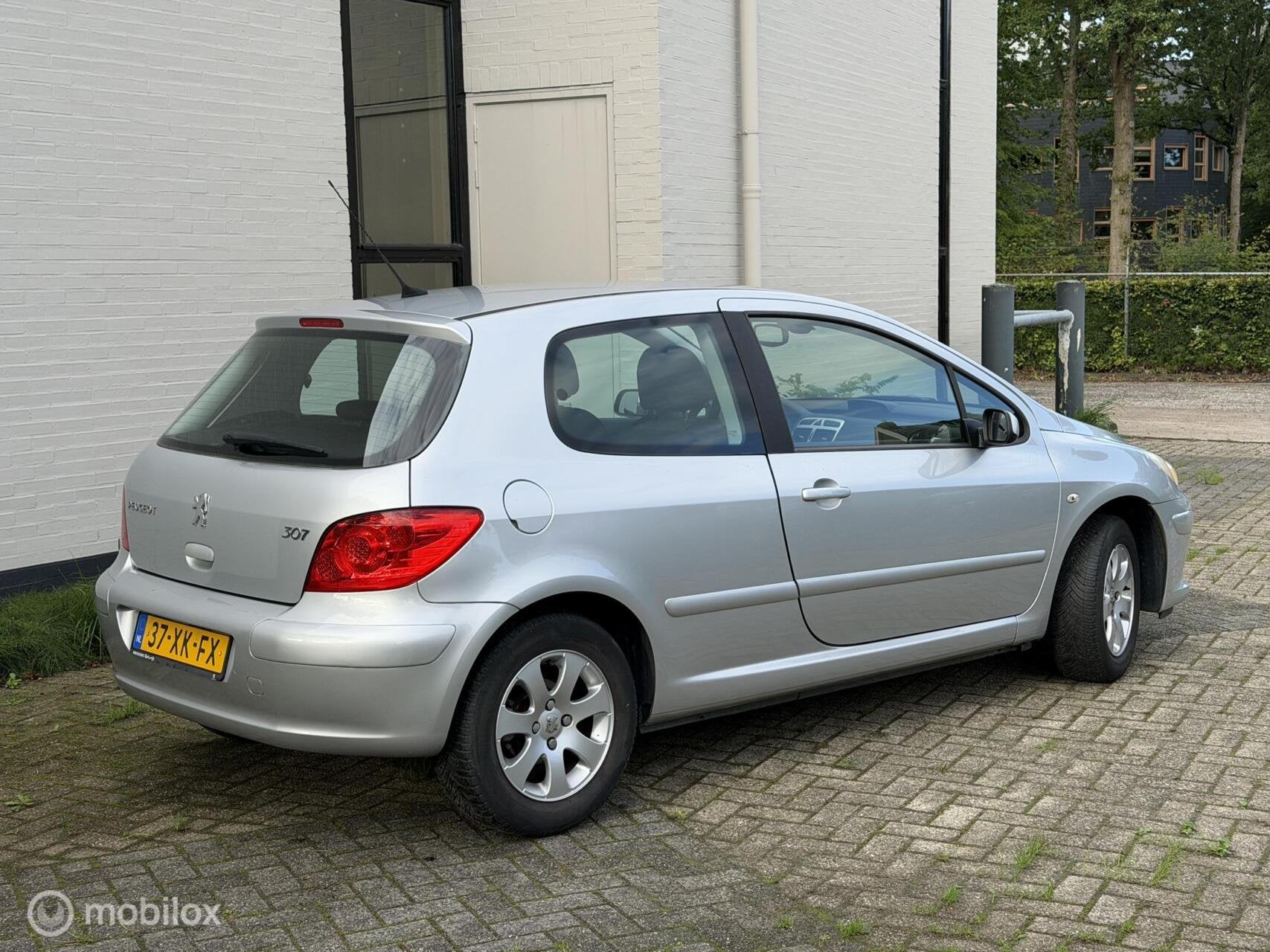 Peugeot 307 1.6-16V XS | Climate + Cruise + nieuwe apk!, Voorwielaandrijving, Gebruikt, 4 cilinders, 1587 cc