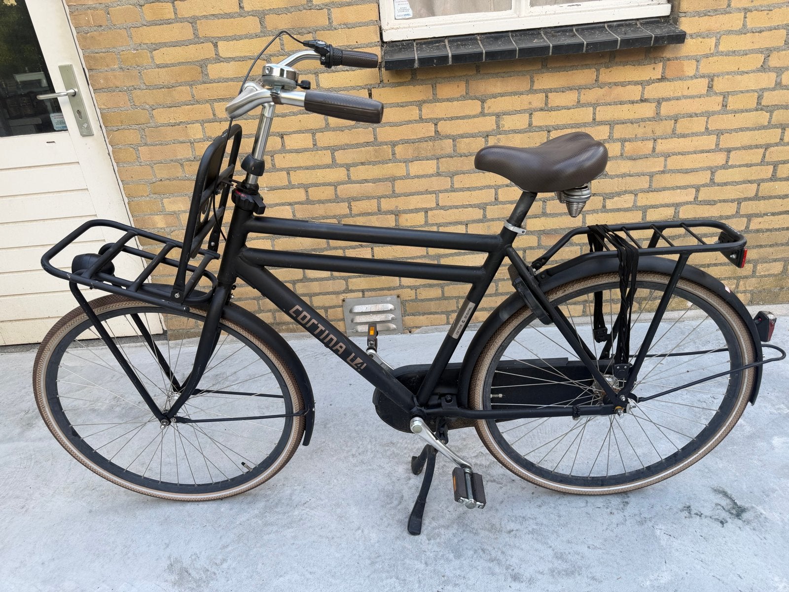 Cortina U4 Transportfiets - Mat Zwart, Fietsen en Brommers, Terugtraprem, Gebruikt, 53 tot 57 cm, Ophalen