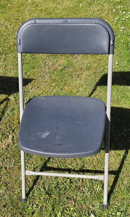 Een klapstoel € 5,00, Ophalen, Zo goed als nieuw, Campingstoel