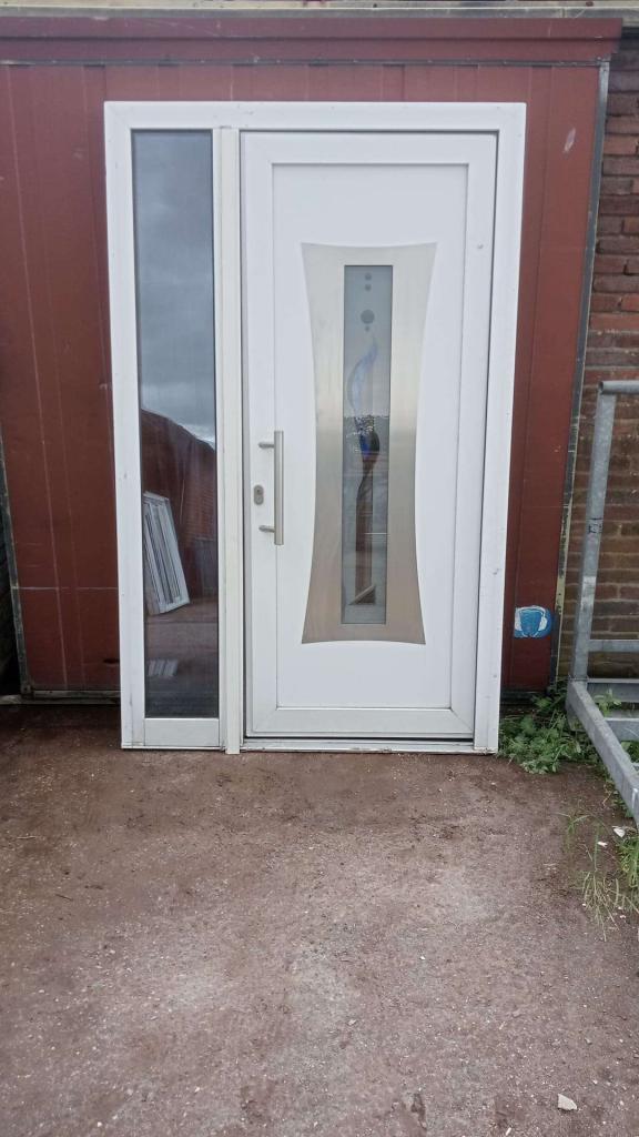 Mooie kunststof voordeuZ, Doe-het-zelf en Verbouw, Deuren en Horren, Niet ingevuld, Glas, Niet ingevuld, Ophalen