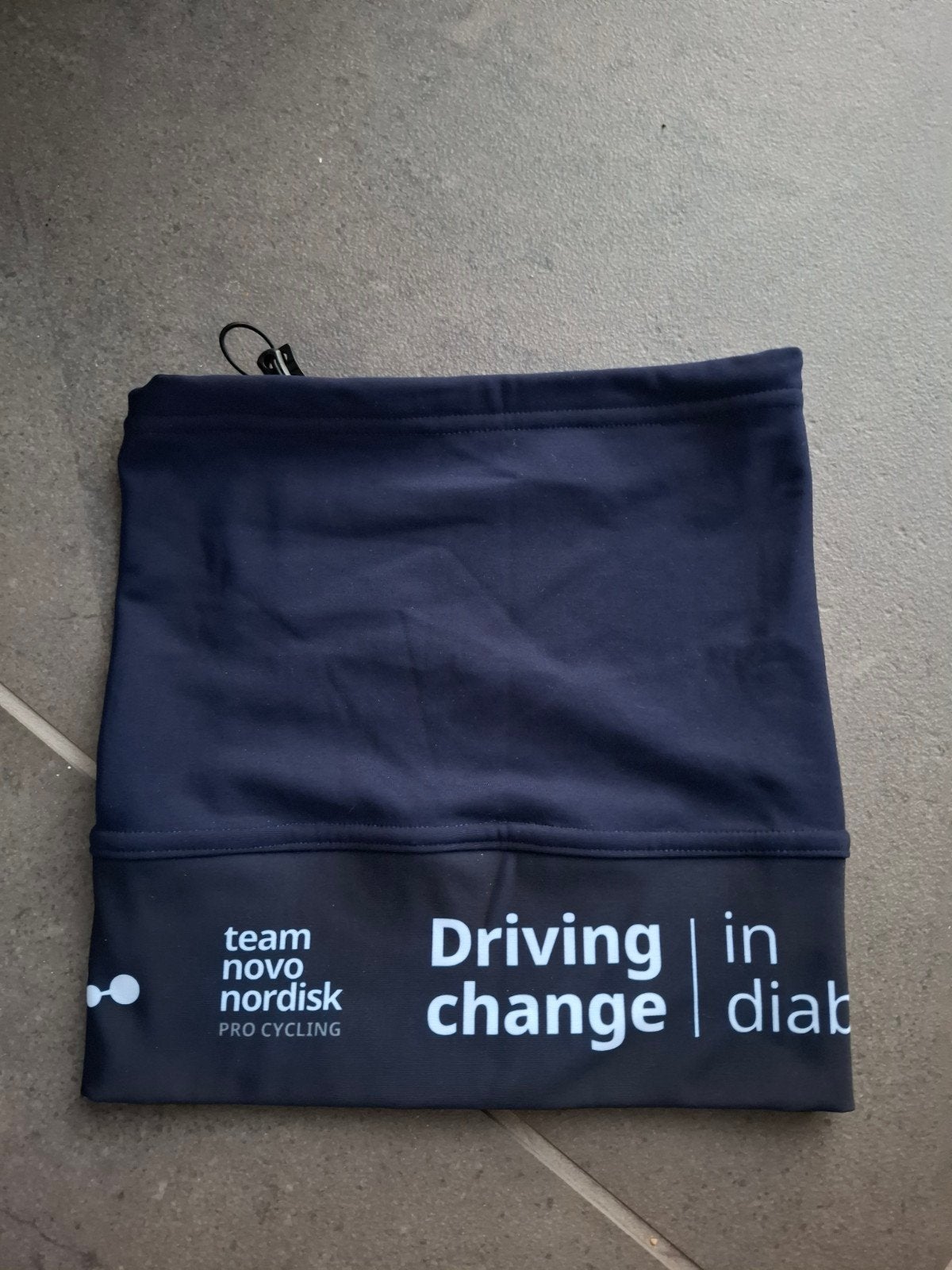 team novo nordisk buff/muts, Ophalen of Verzenden, Bovenkleding