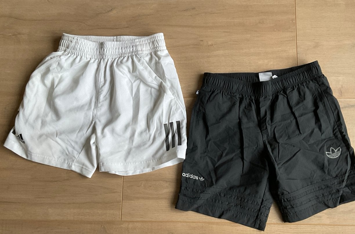 2x Adidas Tennisbroek Kinderen Maat 152 Zwart/Wit, Kinderen en Baby's, Ophalen of Verzenden, Gebruikt, Jongen of Meisje