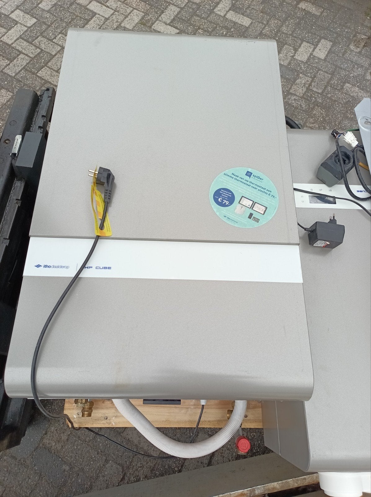 Daalderop cube hybride warmtepomp, 100 liter of meer, Ophalen, Boiler, Minder dan 3 jaar oud