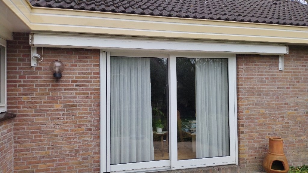 Te koop elektrisch knikarmscherm, Tuin en Terras, Ophalen, Gebruikt, Elektrisch, Minder dan 250 cm