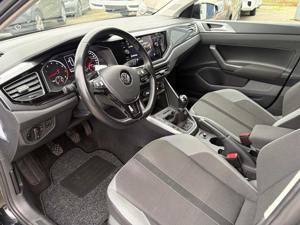 Volkswagen Polo 1.0 TSI Highline Business R, Auto's, Gebruikt, Euro 6, 95 pk, Met garantie (alle)