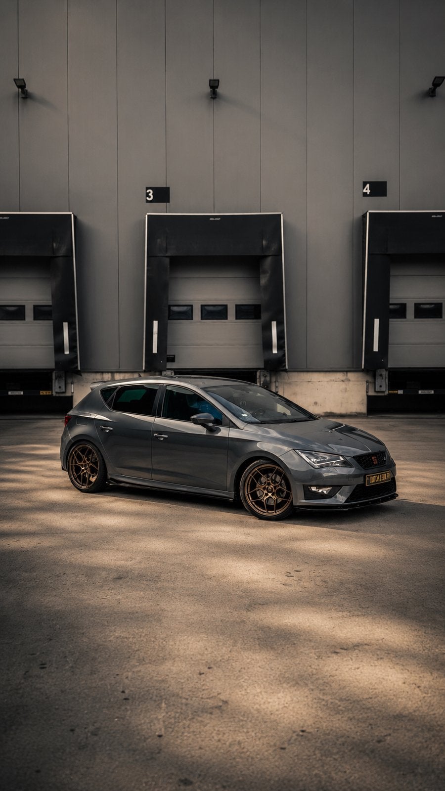 Seat Leon 1.8 TSI 132KW/180PK 2013 Grijs, Auto's, Voorwielaandrijving, 4 cilinders, Particulier, 57 €/maand