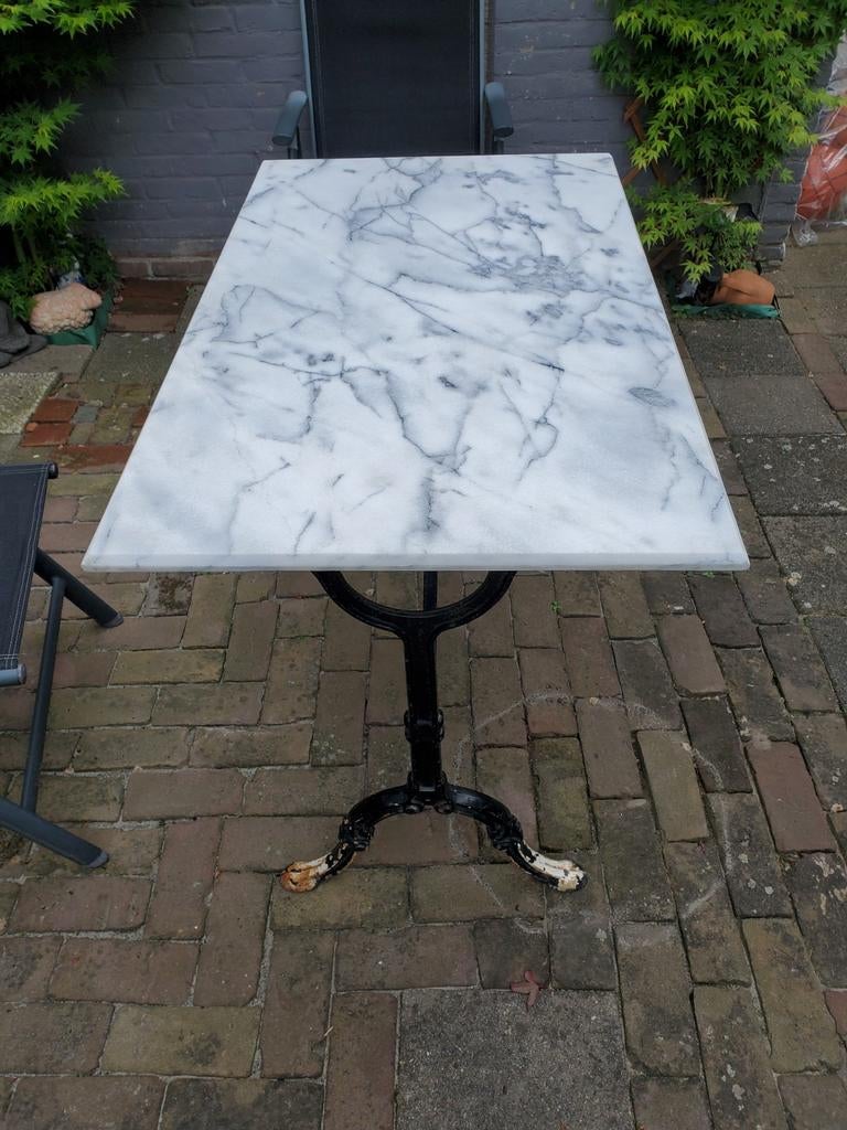 Bistro tafel marmer blad gietijzeren onderstel., Ophalen, Gebruikt, Rechthoekig, Metaal