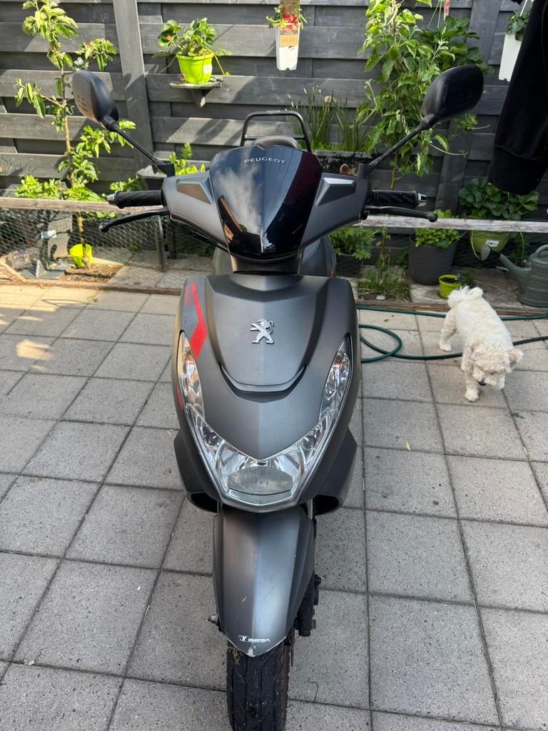 Peugeot Kisbee RS, Fietsen en Brommers, Scooters | Peugeot, Ophalen, Zo goed als nieuw, Benzine, Overige modellen