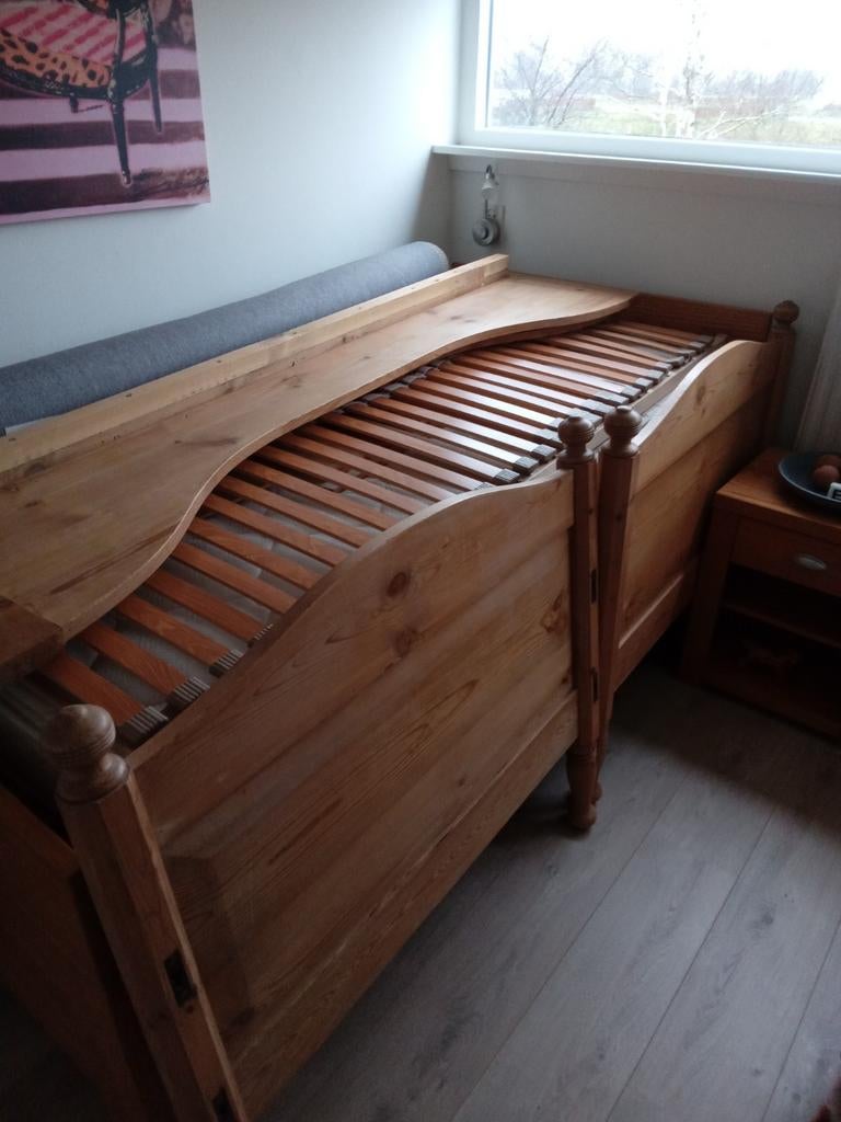 Oud grenen éénpersoonsbed 190x90 cm., Ophalen, Gebruikt, Eenpersoons, Hout