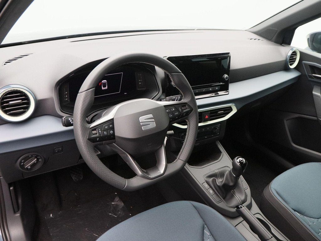 SEAT Arona Style Business Connect 1.0 TSI 95 PK | Trekhaak |, Auto's, Seat, Voorwielaandrijving, Stof, 95 pk, Automatische klimaatregeling