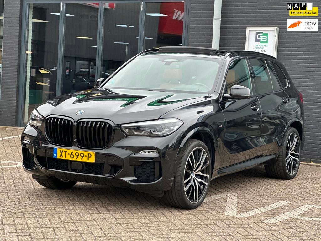 BMW X5 XDrive40i High Executive/PANO/CAMERA/M-PAKKET/NL-AUTO, Auto's, BMW, Automaat, Gebruikt, Automatische klimaatregeling, Bedrijf