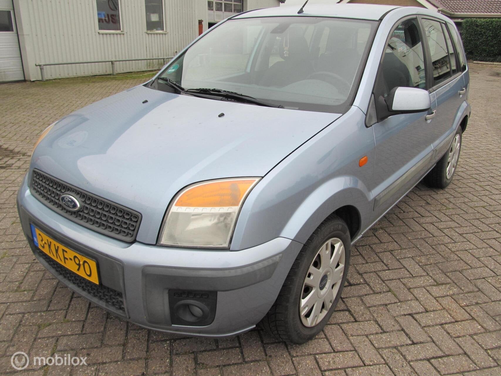 Ford Fusion 1.4-16V Futura, 78857 km origineel import Spanje, Auto's, Voorwielaandrijving, Gebruikt, Zwart, Blauw