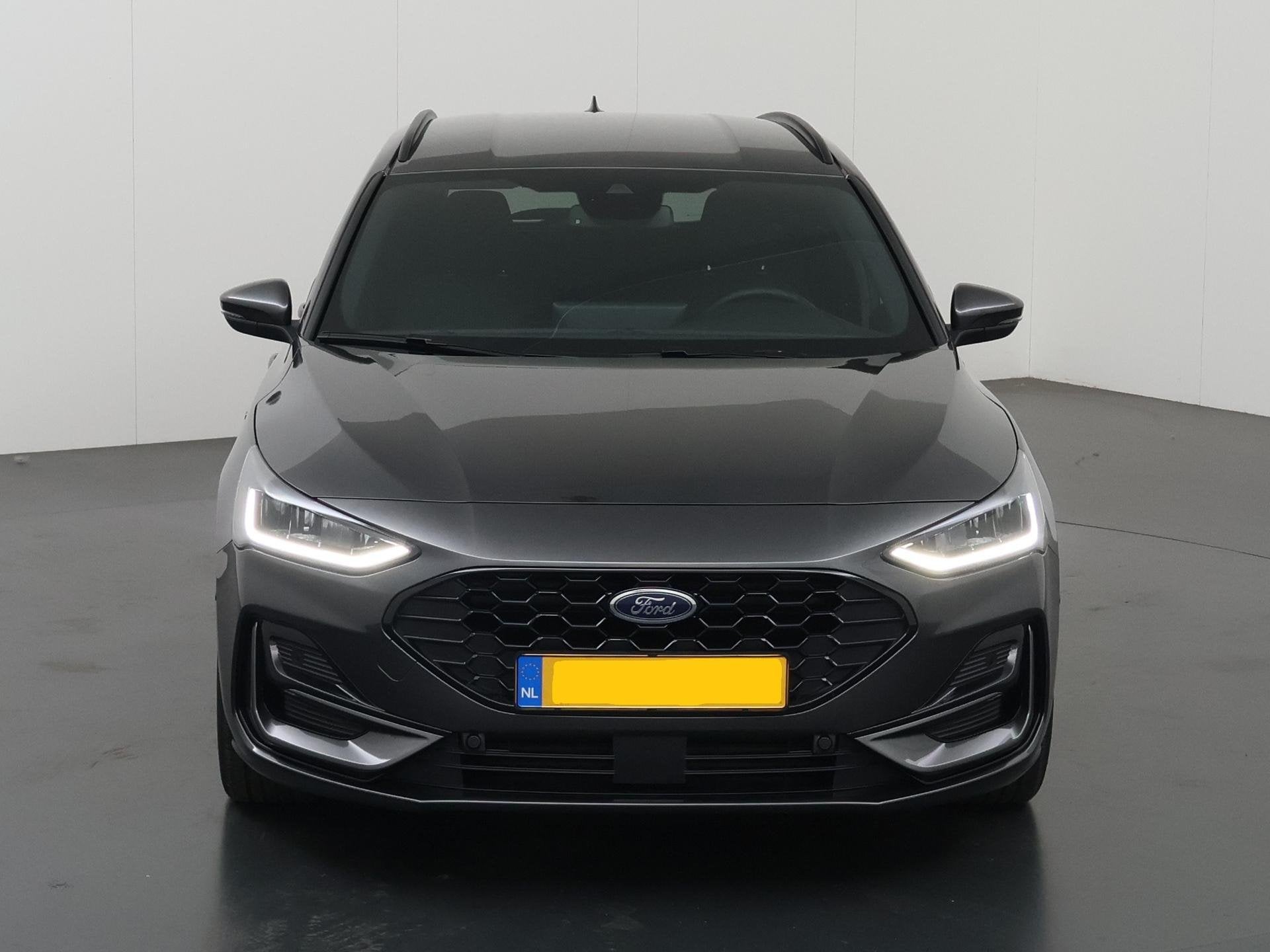 Ford Focus Wagon 1.0 EcoBoost Hybrid ST Line X, Auto's, Euro 6, Origineel Nederlands, Handgeschakeld, 19 km/l