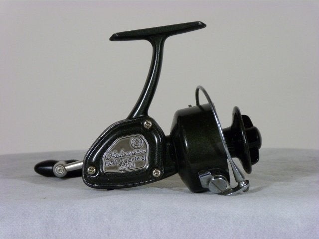 Shakespeare Ball Bearing 2200 Vintage Spinmolen, Watersport en Boten, Hengelsport | Roofvissen, Ophalen of Verzenden, Zo goed als nieuw