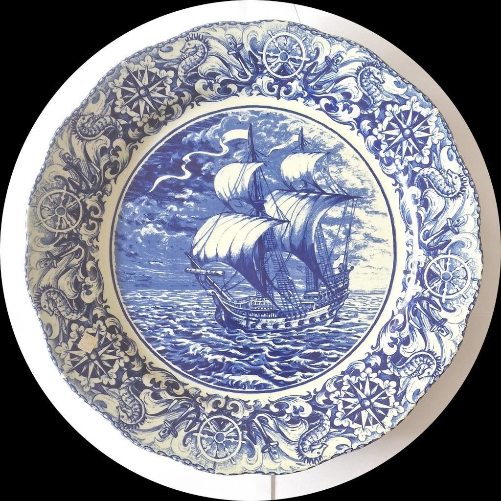 Antiek Boch Frères Keramis Wandbord - Zeilschip, Ophalen of Verzenden