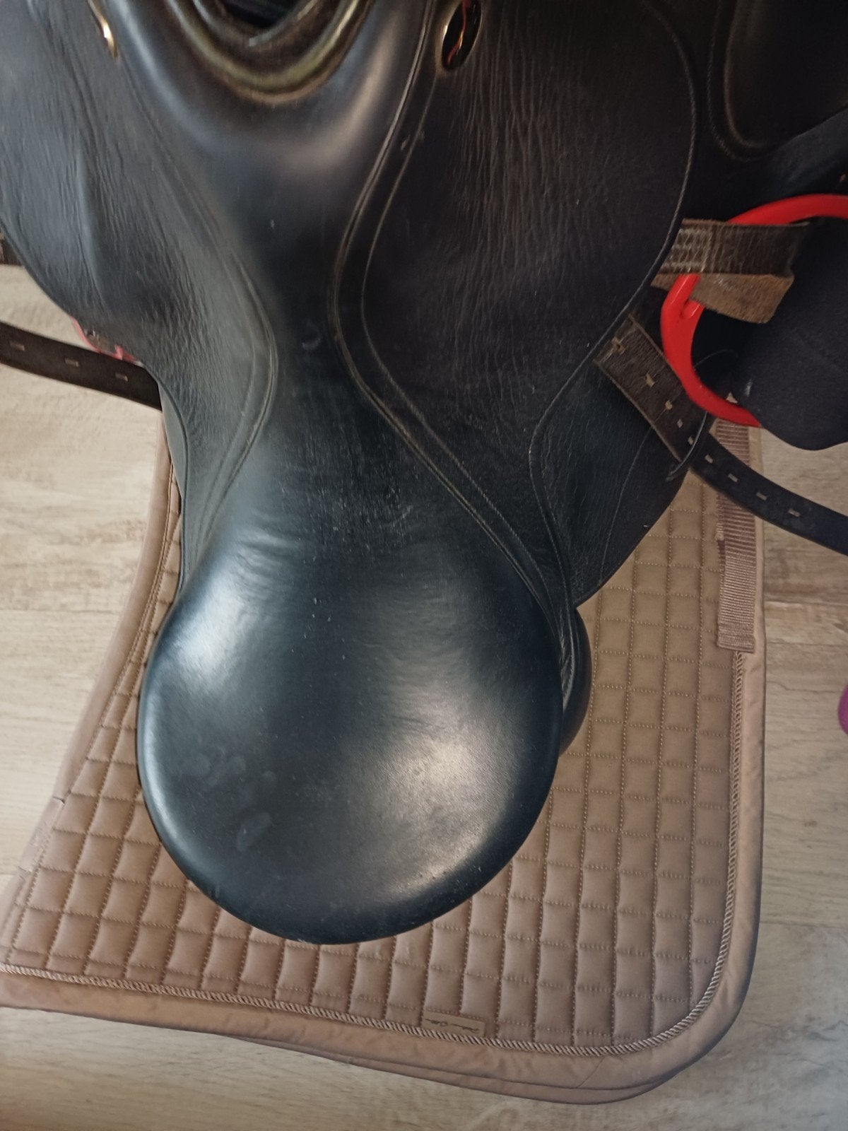 optimus dressuurzadel, Dieren en Toebehoren, Paarden en Pony's | Zadels, Ophalen of Verzenden, Gebruikt, Dressuur, Inclusief stijgbeugels