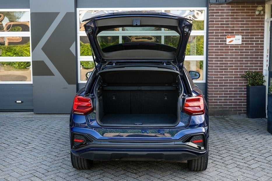 Audi Q2 35 TFSI S Edition | Panorama | Matrix | Virtual Cock, Auto's, Audi, 4 cilinders, Origineel Nederlands, Bedrijf, 19 km/l
