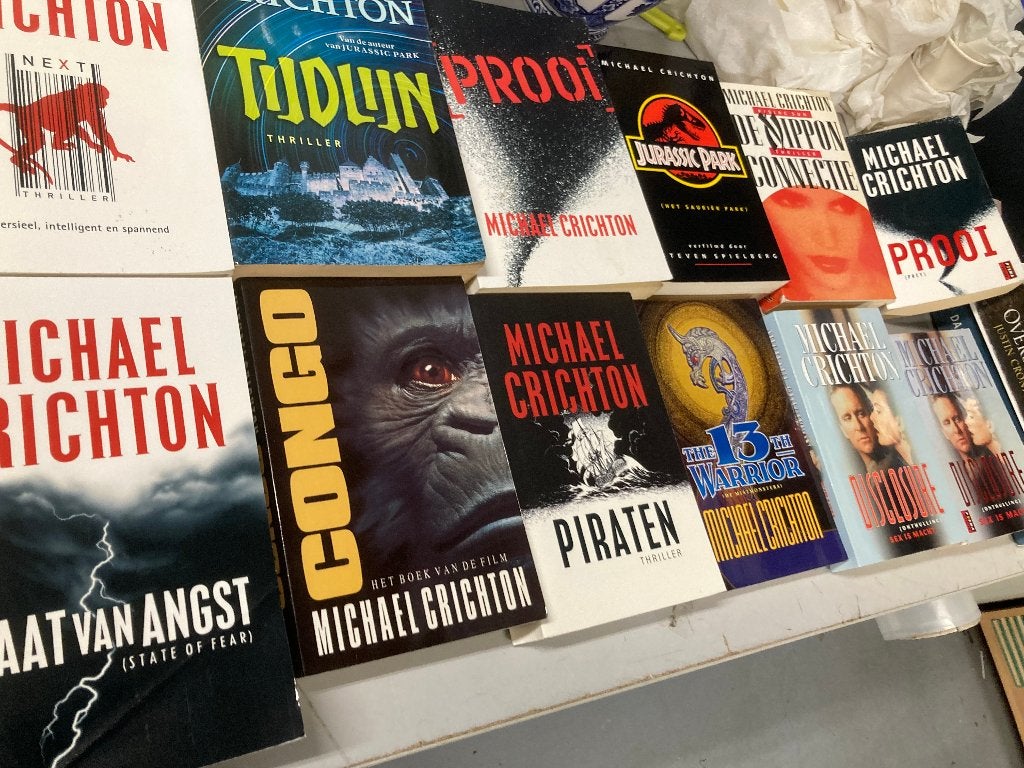 T.K. nog 1 boek van Michael Crichton Disclosure & een DVD, Ophalen of Verzenden, Gelezen, Michael Crichton