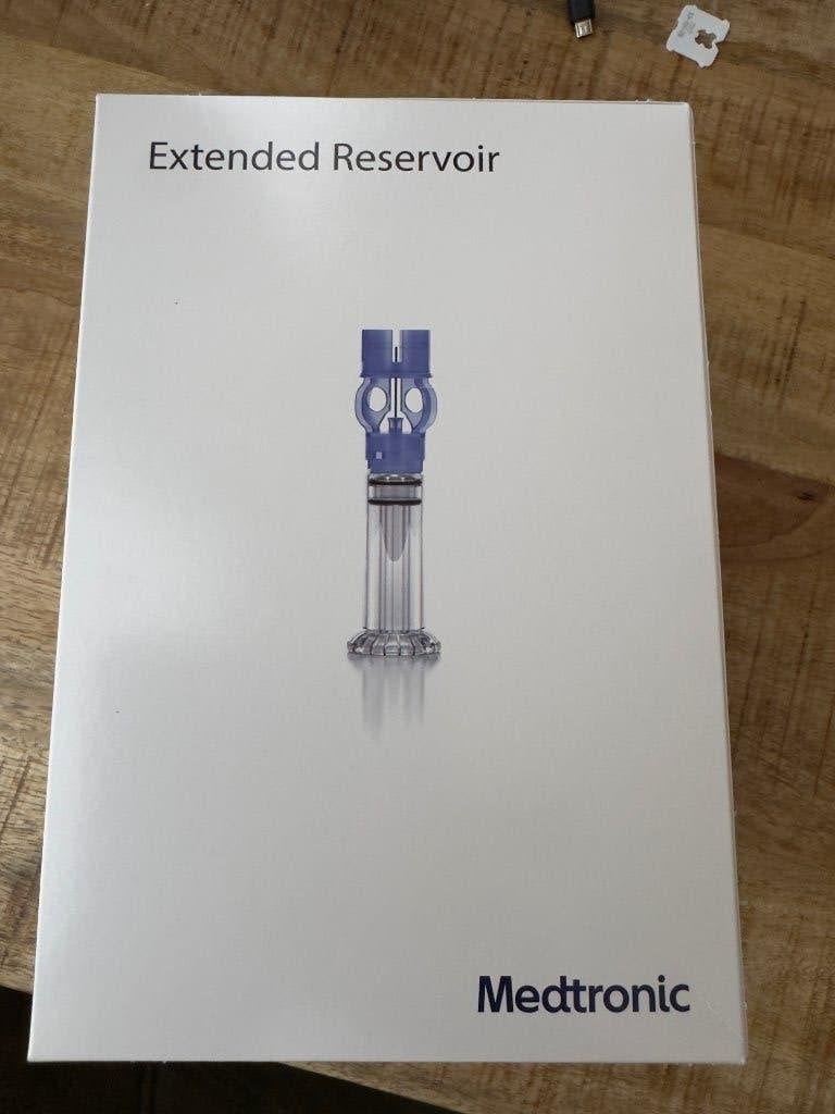 medtronic reservoirs 5 dozen, Diversen, Ophalen of Verzenden, Zo goed als nieuw