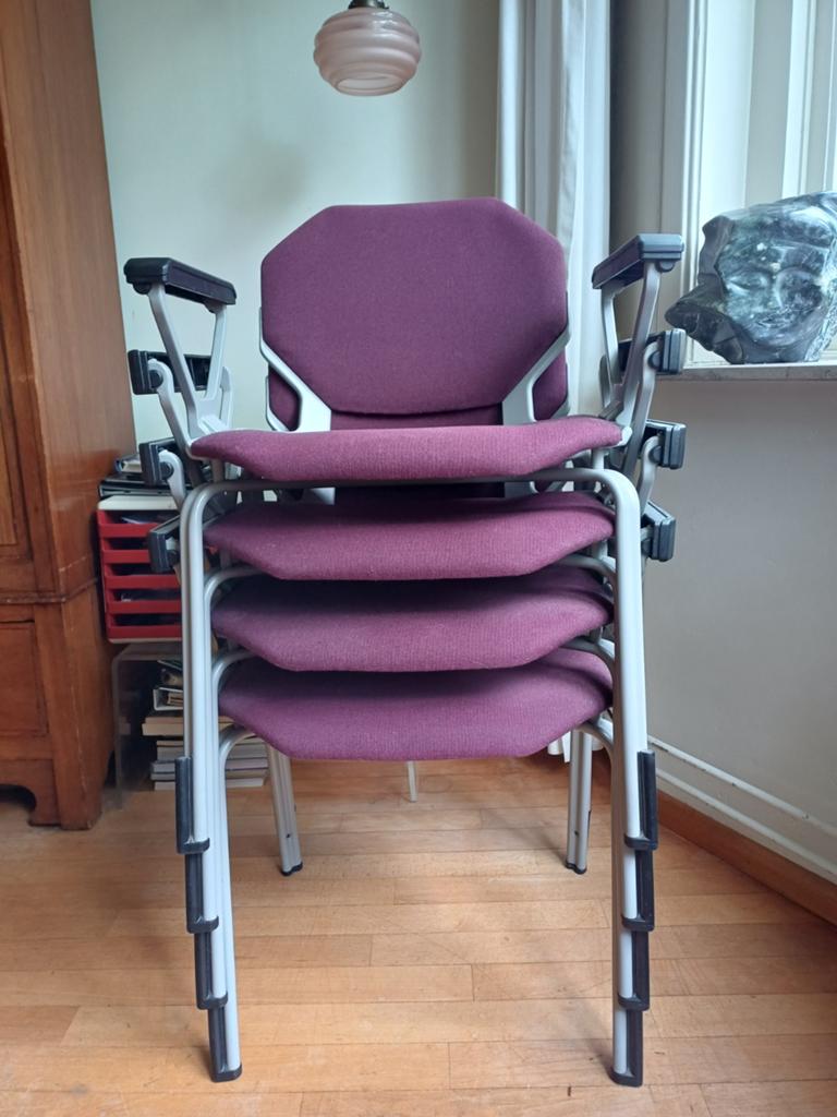 Froscher stapelbare stoelen - ruim, comfortabel en praktisch, Huis en Inrichting, Stoelen, Ophalen, Gebruikt