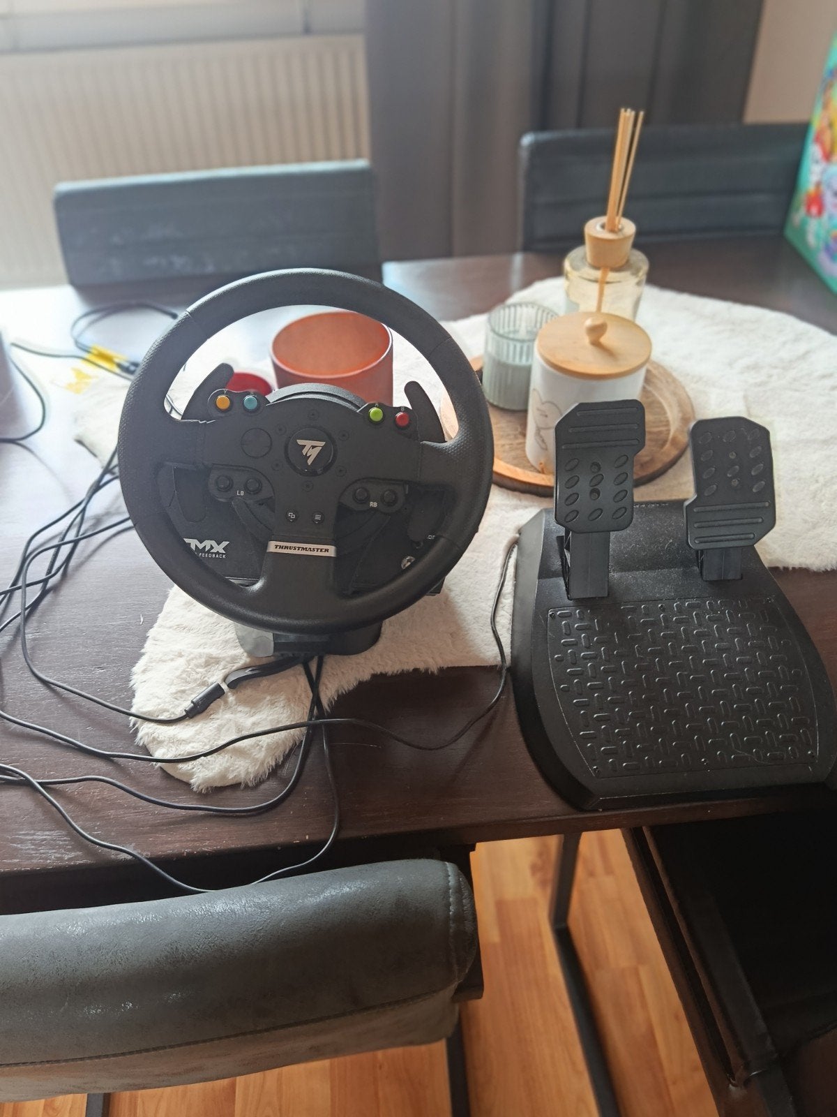 Xbox thrustmaster tmx, Spelcomputers en Games, Spelcomputers | Xbox | Accessoires, Zo goed als nieuw, Xbox Original, Stuurtje of Sportattribuut