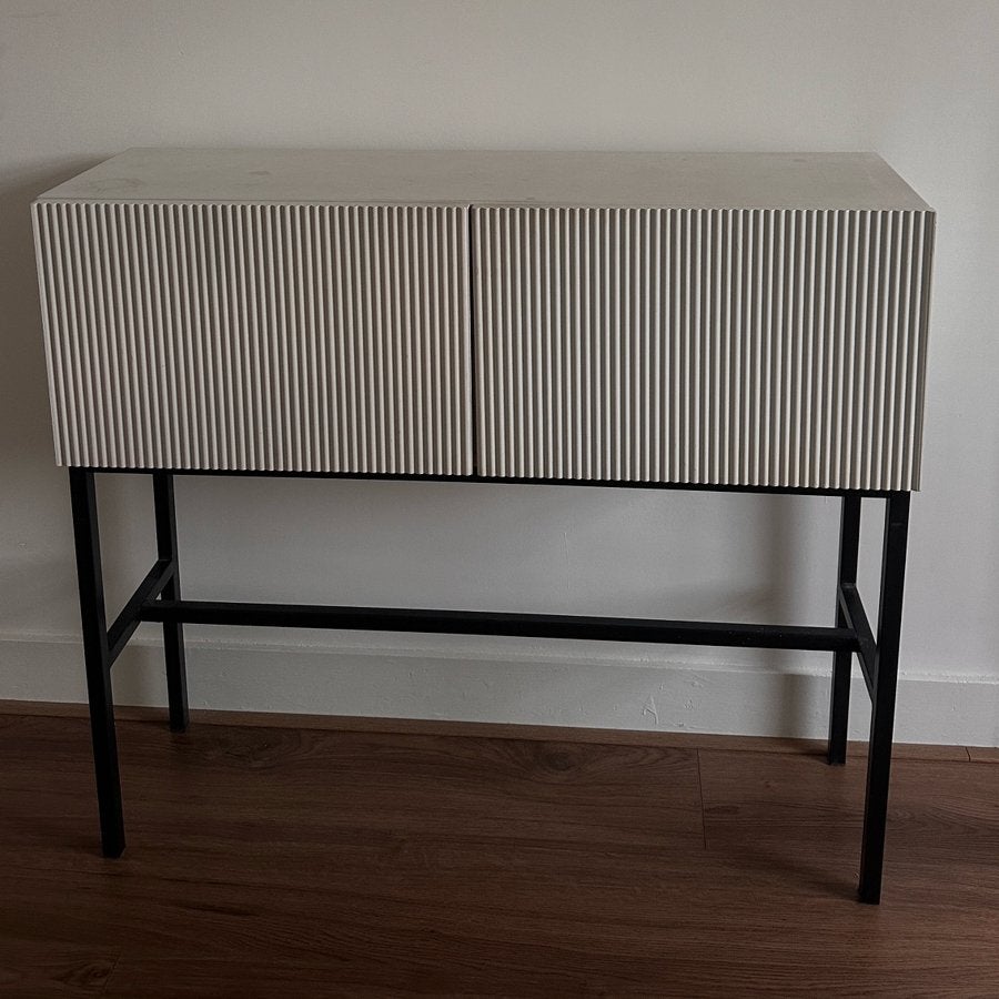 Dressoir wand kastje ribbel hout, Huis en Inrichting, Ophalen, Gebruikt, 50 tot 100 cm, Overige materialen