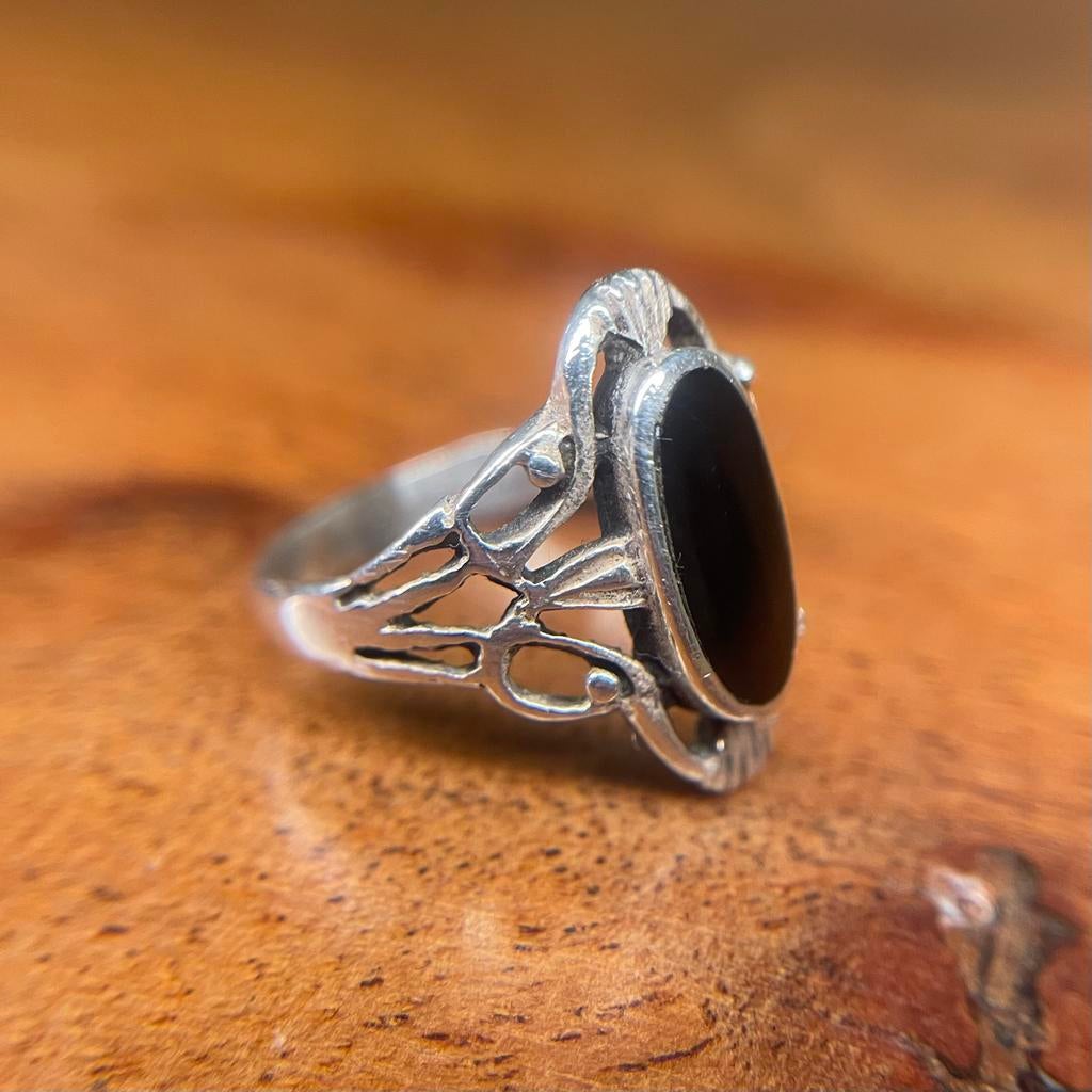 Mooie Vintage 925 Zilveren Ring Onyx, Sieraden, Tassen en Uiterlijk, Ringen, Verzenden, Zo goed als nieuw, 17 tot 18, Dame