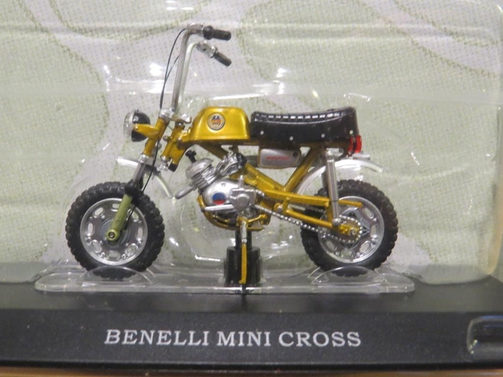 Benelli Mini Cross brommer 1:18 (M009), Serviceclientele@altaya.be, Overige typen, Nieuw, Ophalen of Verzenden