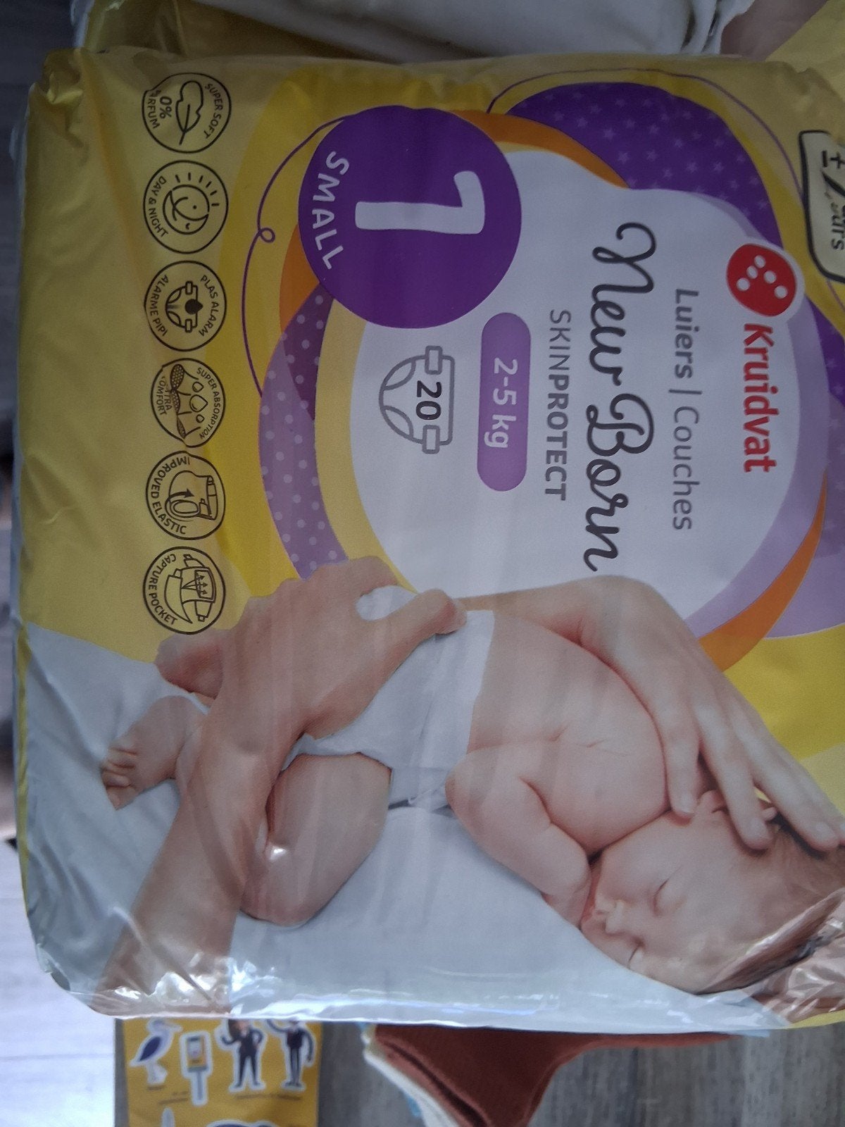 3 pakken Kruidvat New Born luiers maat 1 (2-5 kg), Ophalen of Verzenden, Nieuw
