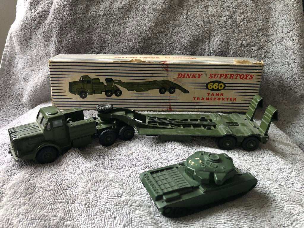 Dinky Toys tanktransporter, Ophalen of Verzenden, Zo goed als nieuw, Dinky Toys