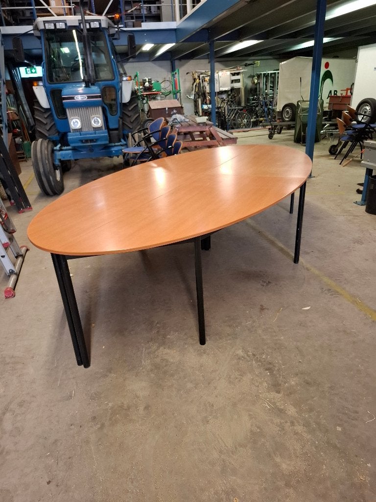 kantine tafel ovaal + 8  stoelen, Ophalen, Gebruikt, 100 tot 150 cm, 200 cm of meer