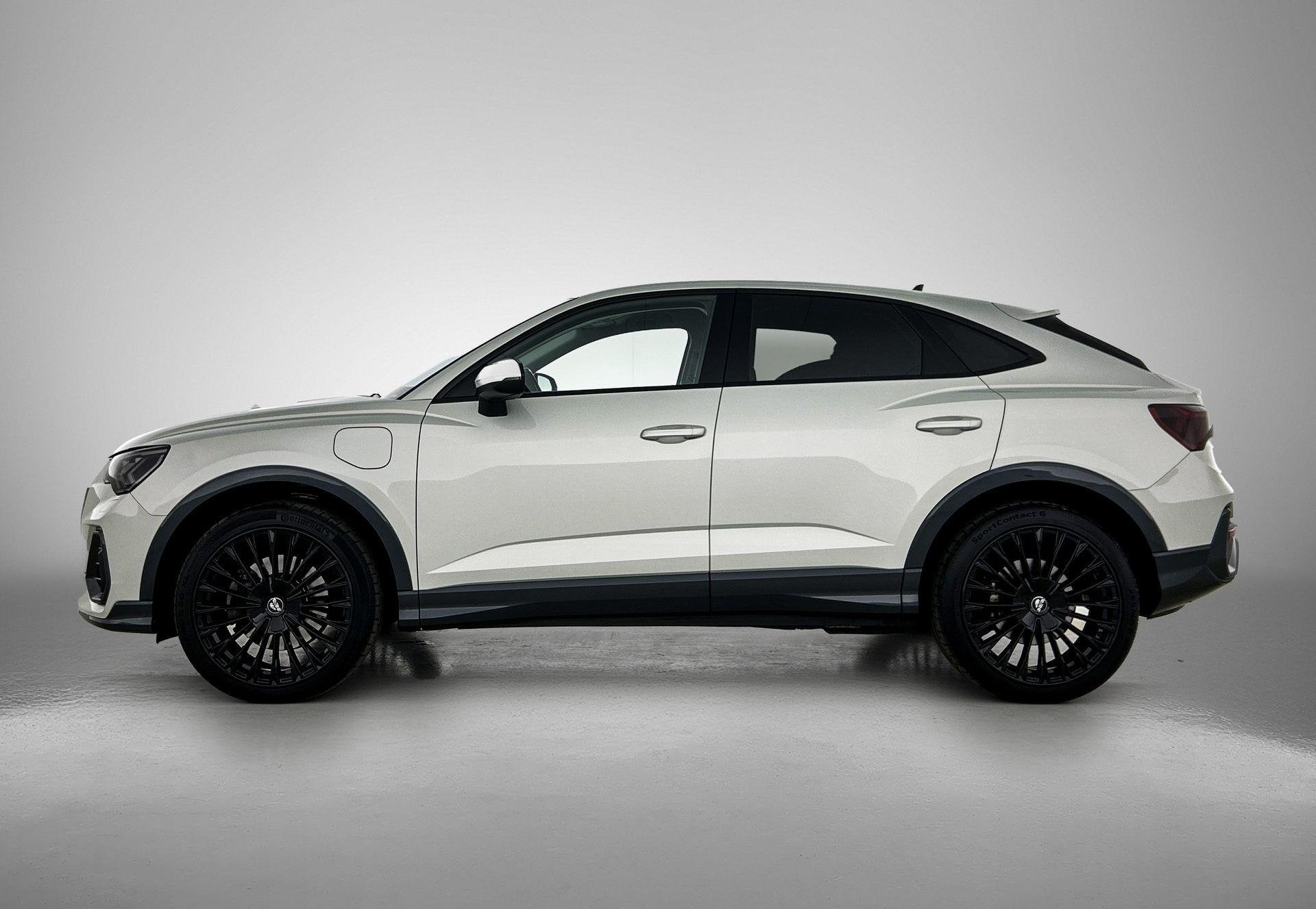 Audi Q3 Sportback 45 TFSI e Advanced Edition 245 PK l Adapti, Auto's, 12 maanden, Stof, Gebruikt, Euro 6