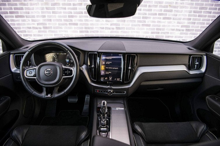 Volvo XC60 2.0 T8 Twin Engine AWD R-Design | Plug-in Hybrid, Gebruikt, Euro 6, 4 cilinders, Plug-in hybride
