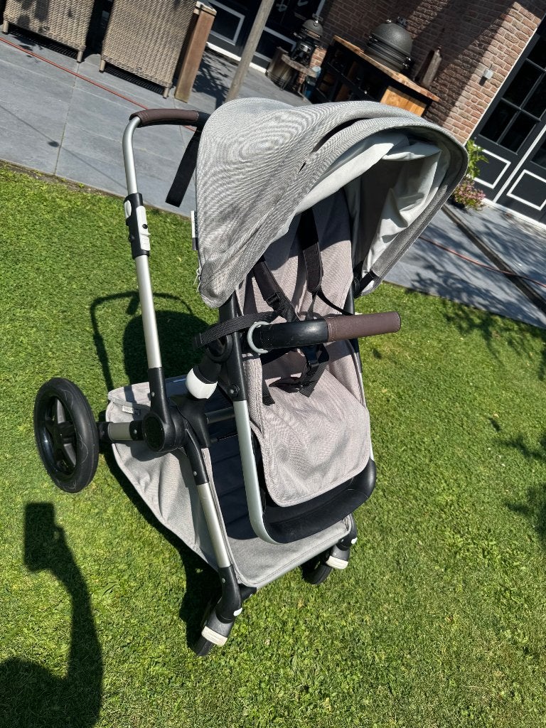 Bugaboo Fox limited edition met reiswieg, Ophalen, Zo goed als nieuw, Bugaboo, Verstelbare duwstang