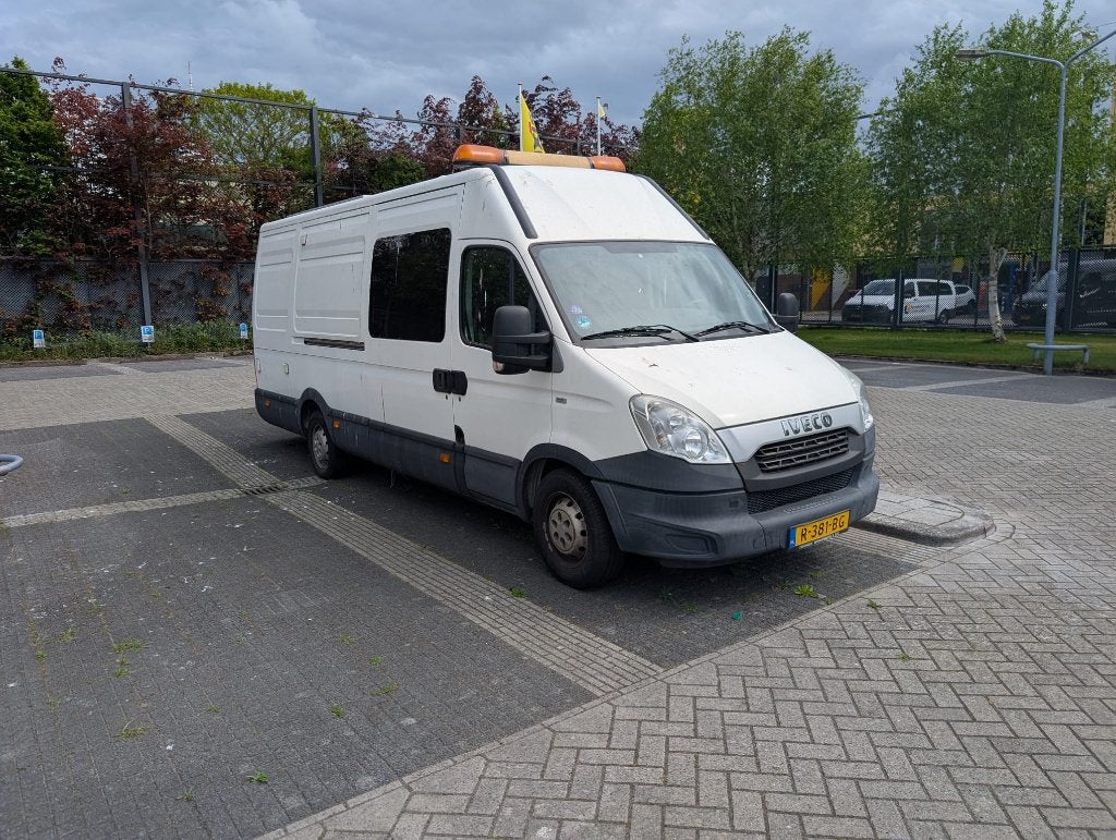Iveco Daily Zelfbouwcamper 2012 Aardgas dus alle milleuzones, Overige merken, Koelkast, CNG (Aardgas), Tot en met 2