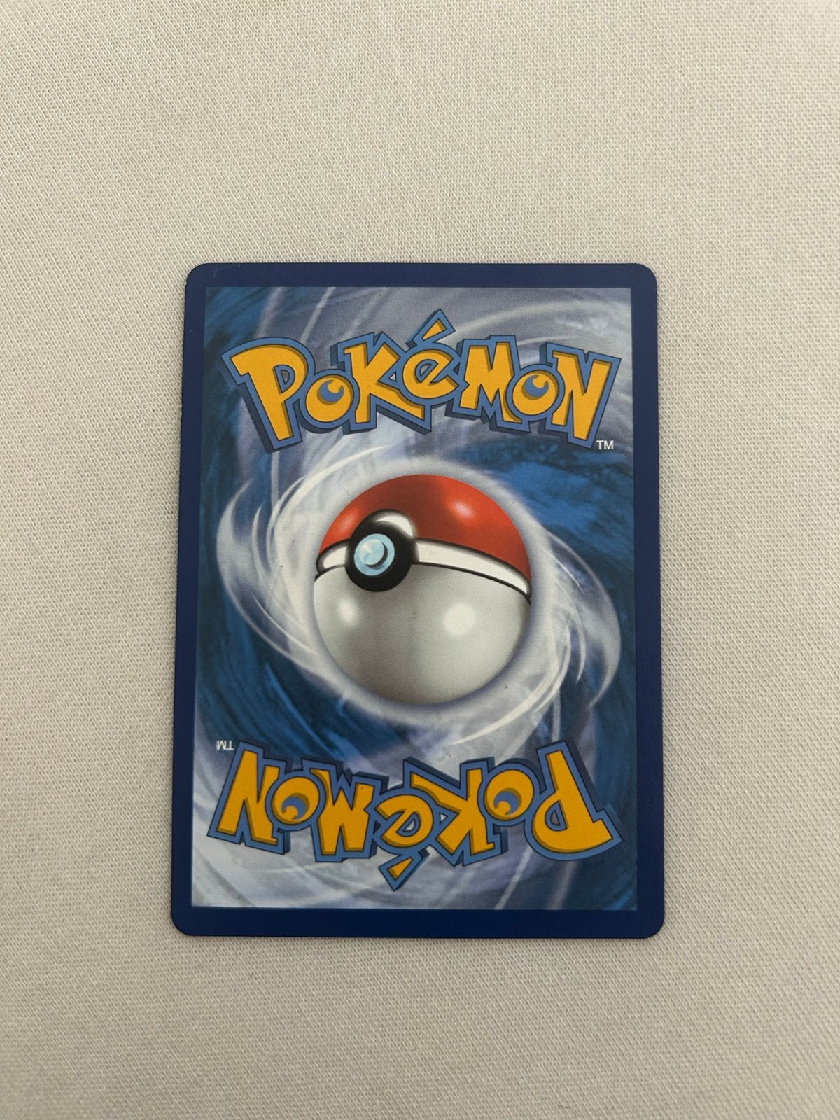 Mew VMAX Pokémon kaart - Fusion Strike ungraded, Ophalen, Zo goed als nieuw, Losse kaart
