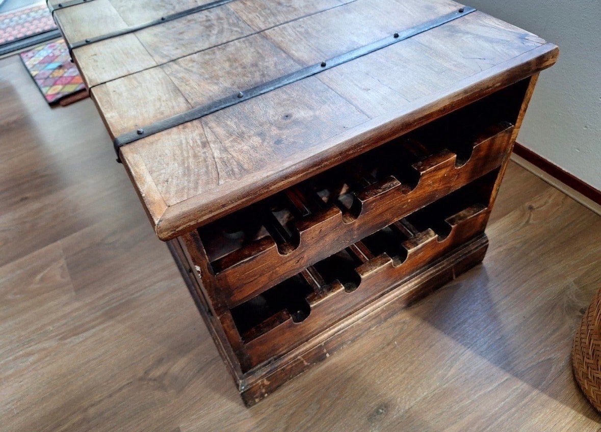GEZOCHT: dekenkist met wijnrek / wijnkist, Ophalen, Gebruikt, Hout, 50 – 75
