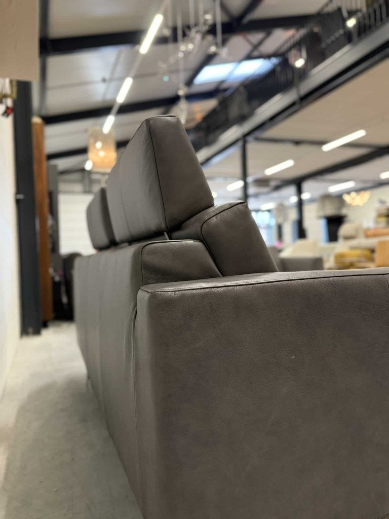 Nieuw Gealux Trones Coral 3 zits Bank Hoofdsteun grijs leer, Ophalen of Verzenden, Rechte bank, Gealux, 200 tot 250 cm
