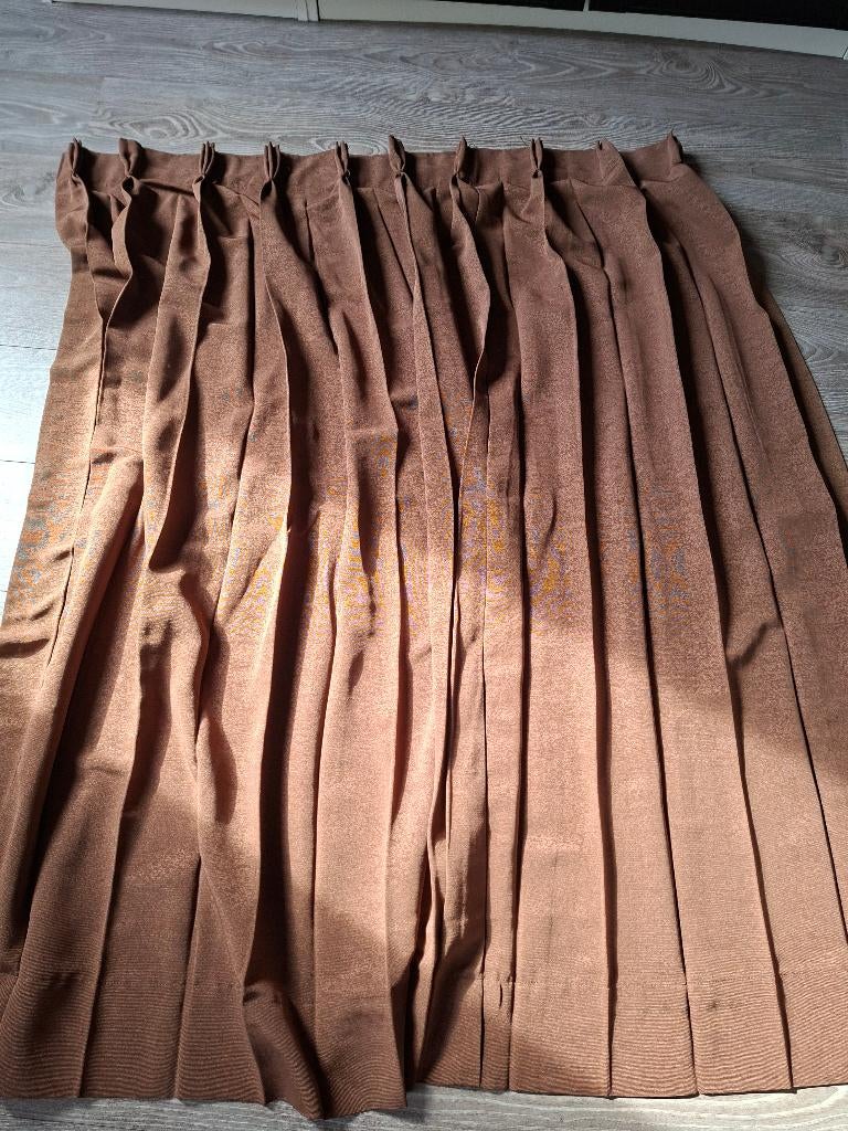 2 x Bruiin gordijn met hakjes systeem, Gebruikt, Bruin, 100 tot 150 cm, 50 tot 100 cm