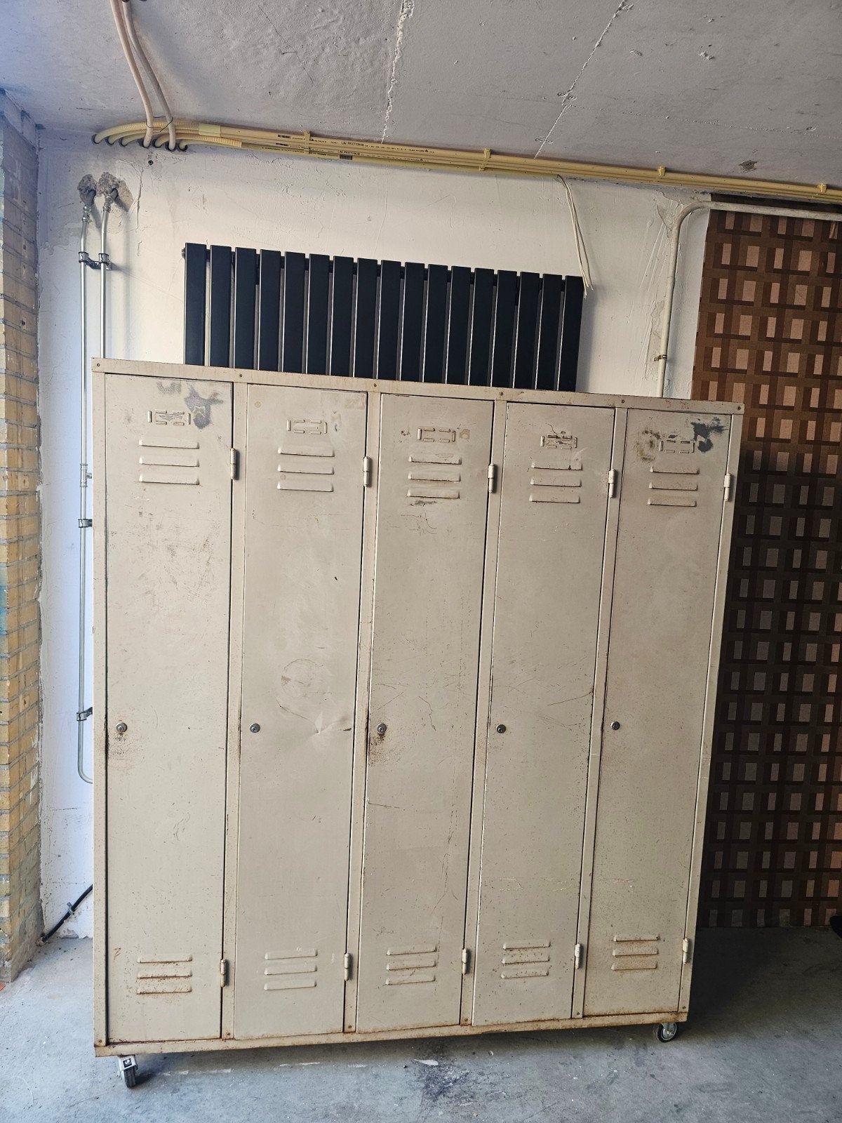Vintage metalen lockerkast met 5 deuren, Ophalen, Gebruikt, Industrieel, Vintage