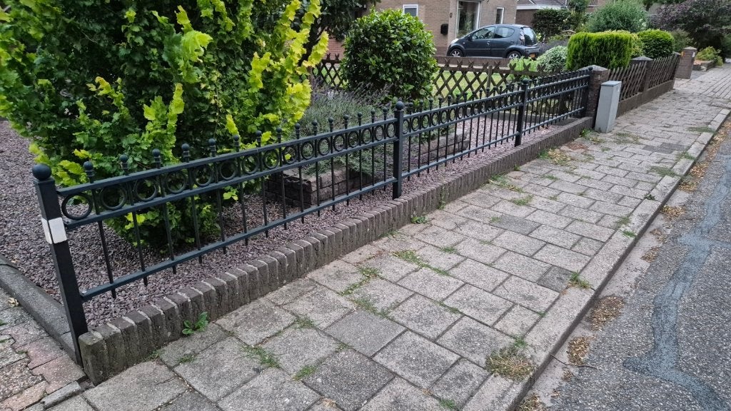Sierhek met bol spijlen en ringen 6.75 meter, Tuin en Terras, Tuinhekken en Hekwerk, Ophalen, Zo goed als nieuw, IJzer, Sierhekwerk