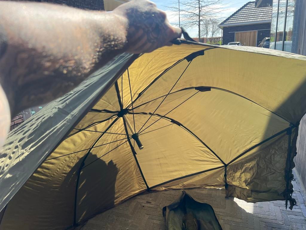 X2 Visparaplu Brolly - Ideaal voor de visser, Watersport en Boten, Hengelsport | Algemeen, Gebruikt, Overige typen, Ophalen