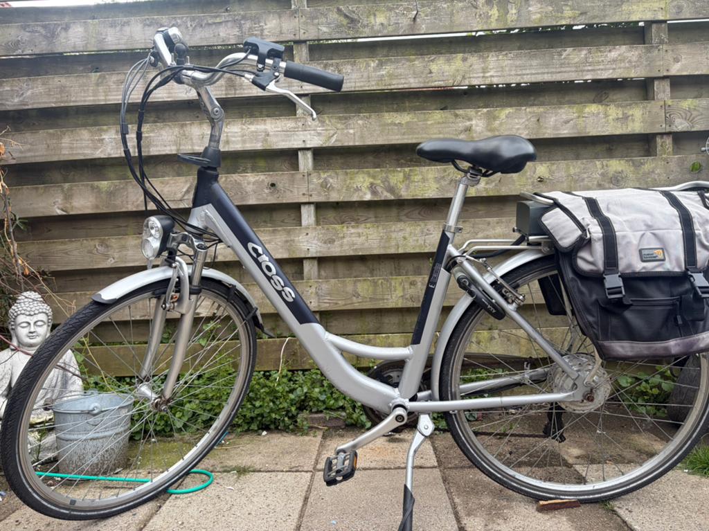 Cross elektrische fiets kapote accu, Ophalen, Gebruikt, Overige merken