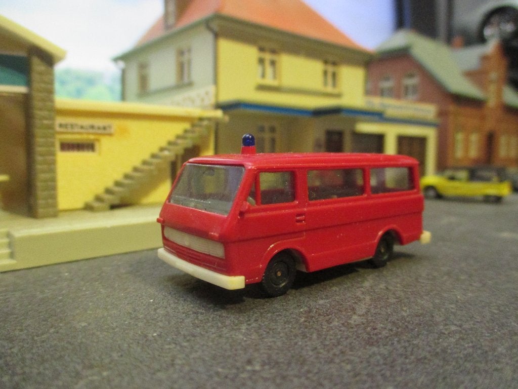 Volkswagen LT 28 - Herpa Feuerwehr / Brandweer, Hobby en Vrije tijd, Modelauto's | 1:87, Ophalen of Verzenden, Zo goed als nieuw