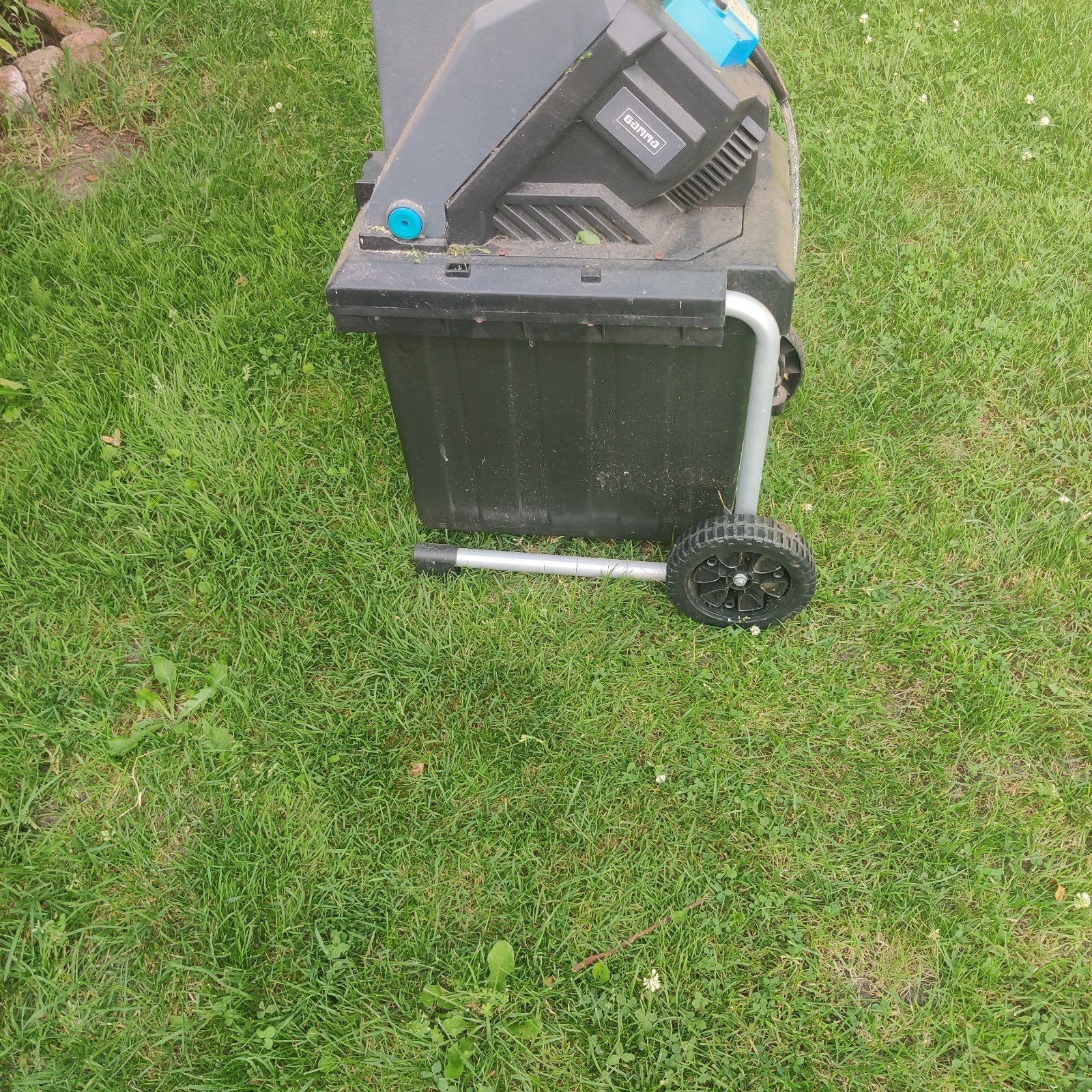 Elektrische hakselaar met opvangbak, Tuin en Terras, Hakselaars, Ophalen, Gebruikt, Einhell, Met opvangbak