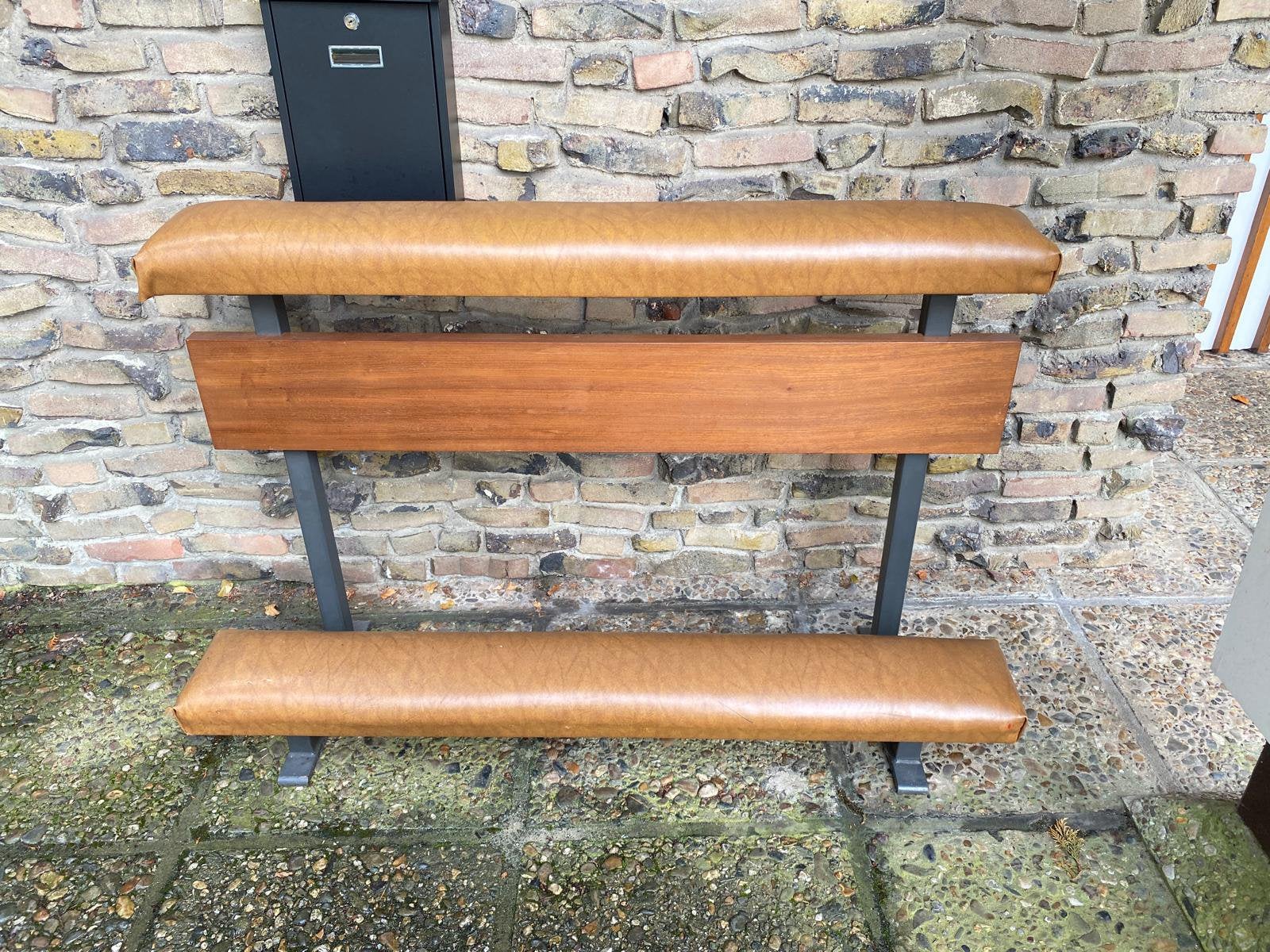 Kerkbank / knielbank – houten uitvoering met leren bekleding, Antiek en Kunst, Ophalen