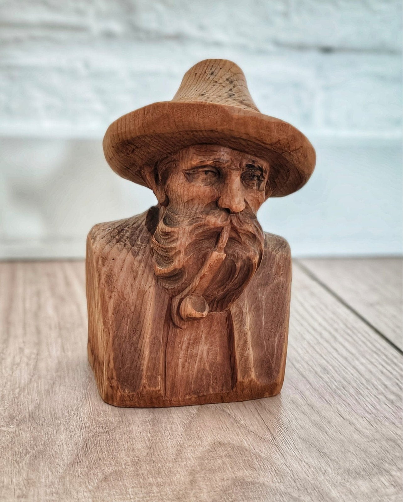 Handgesneden houten buste van Tiroolse boer, E. Crepaz, Minder dan 20 cm, Buste, Ophalen of Verzenden, Handgemaakt