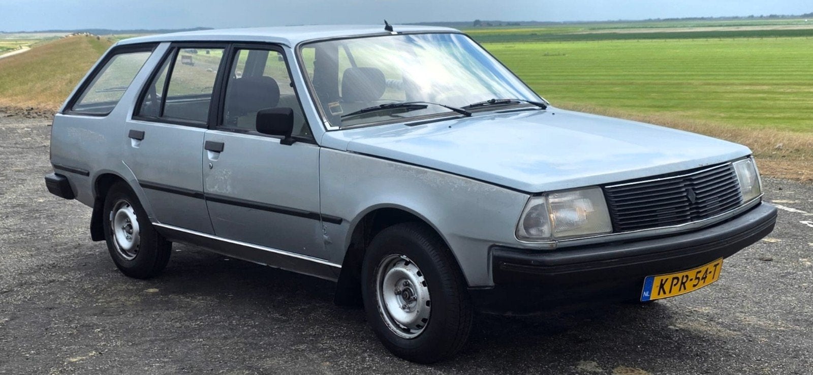 1982 Renault 18 TL station, Voorwielaandrijving, Stof, Renault, Handgeschakeld