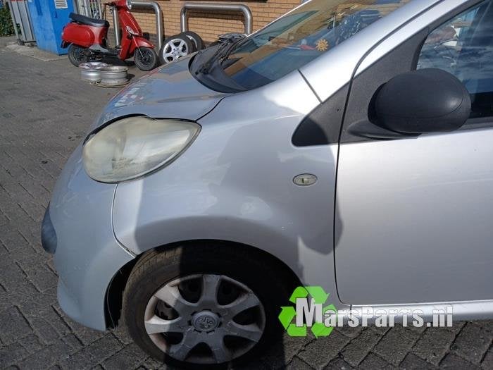 Scherm links-voor van een Peugeot 107 (KTB), Gebruikt, -, -, Ophalen of Verzenden