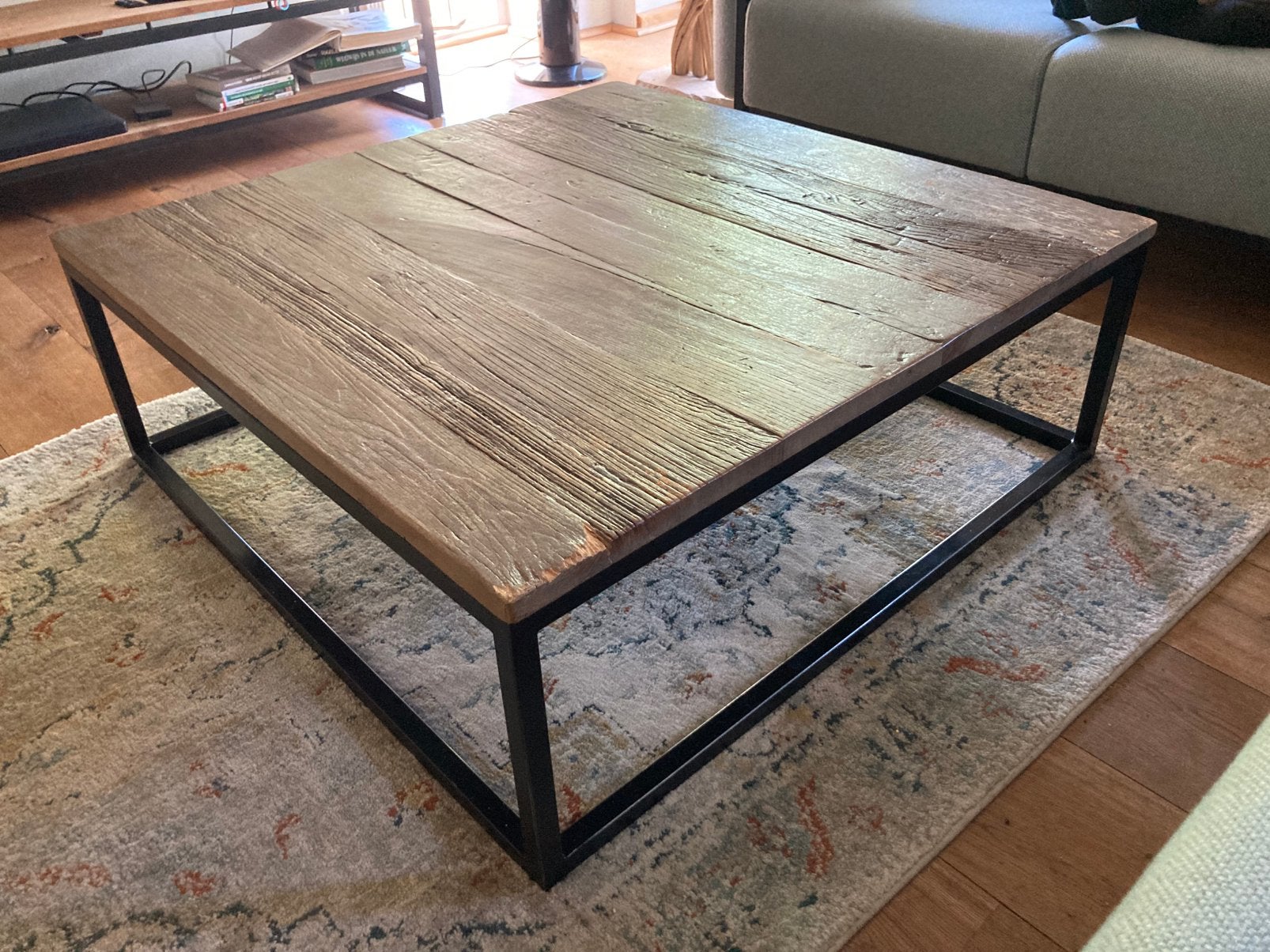 Te koop - Stoere salontafel, Huis en Inrichting, Tafels | Salontafels, Ophalen, Gebruikt, 100 tot 150 cm, Vierkant